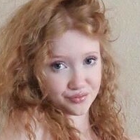 Makenna Kelly Nua