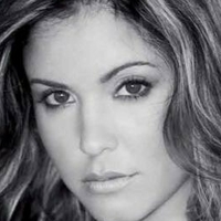 Marcella Matos Nua