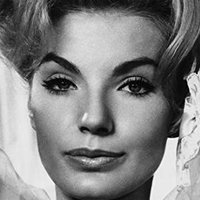 Maria Perschy Nua