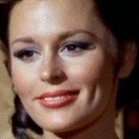 Marianna Hill Nua