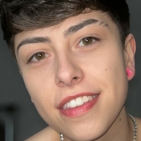 MascAlex Nua