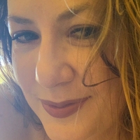 Maya Vakker Nua
