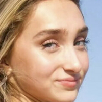 McKenzie Brooke Nua