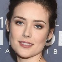 Megan Boone Nua