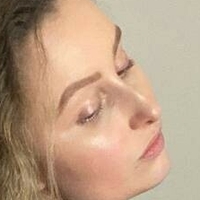meganlewiss Nua