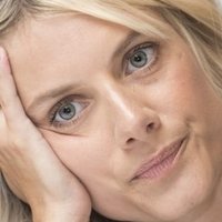 Mélanie Laurent Nua
