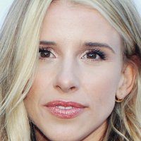 Melissa Schuman Nua