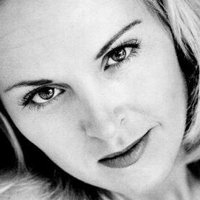 Melissa Wyler Nua