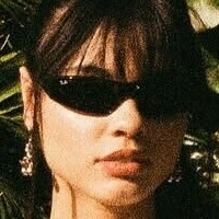 Menina Veneno Nua