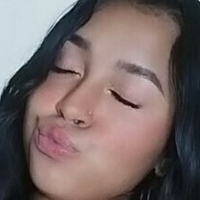 MeredithRem Nua