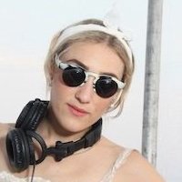 Mia Moretti Nua