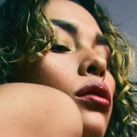 mia_reeves Nua