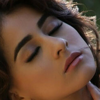 miavalentina Nua