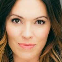 Michelle Tomlinson Nua