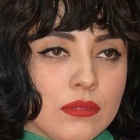 Mon Laferte Nua