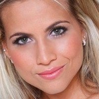 Monica Apor Nua
