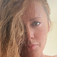 Moonbloodgood Nua