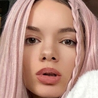 Nadia_R Nua