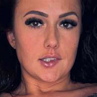 nadine.inked Nua
