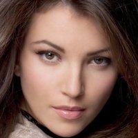 Nadya Nepomnyashaya Nua