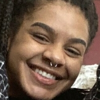 Nakedzena Nua