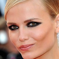 Natasha Poly Nua