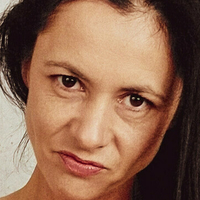 Nathalie Petronelli-Stone Nua