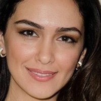 Nazanin Boniadi Nua