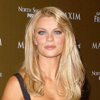 Nichole Hiltz Nua