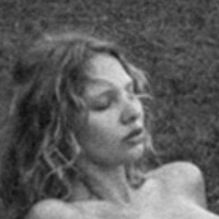 Nika Khromova Nua