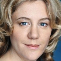 Nora König Nua