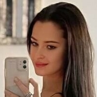 oficialjulianaaherrera Nua