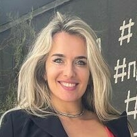 Oksana Mishyna Nua