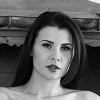 Olga Kaminska Nua