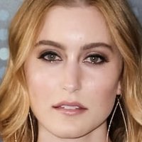 Olivia Macklin Nua