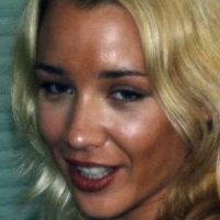 Olivia Saint Nua