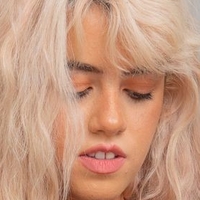 Peach Kennedy Nua