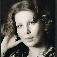Petra Maria Grühn Nua