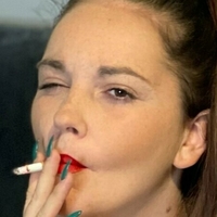 phoebesmokes Nua