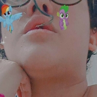 pinkiepiemid Nua