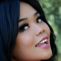Pixie Gloss Nua