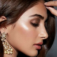 Pooja Hegde Nua
