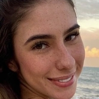 Priscilla Arpini Nua