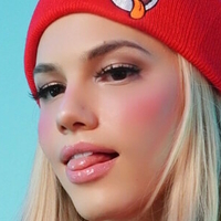 queeniestephy Nua