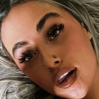 Realragergirl Nua