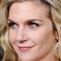 Rhea Seehorn Nua