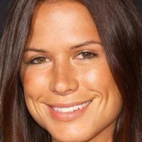 Rhona Mitra Nua