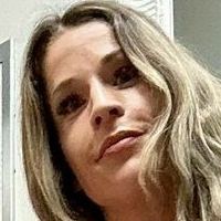 Rhonda Nua