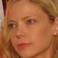 Riki Lindhome Nua