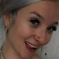 rikki_bell Nua
